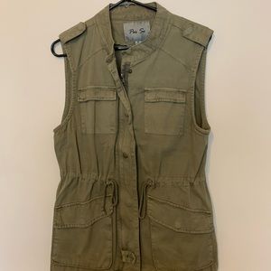 Utility style vest